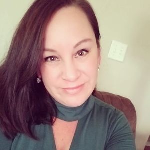 Meet your Posher, Stacy